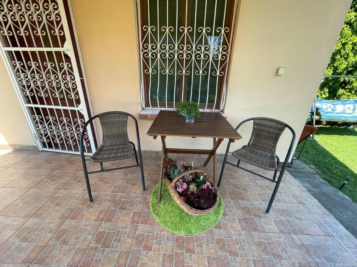Chill Apartman Orosháza Exterior foto
